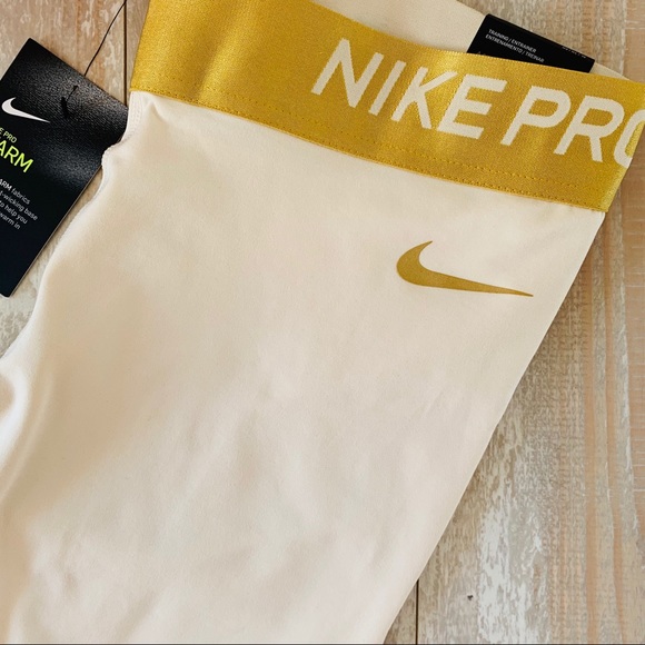 NWT Nike pro training leggings - Picture 6 of 8